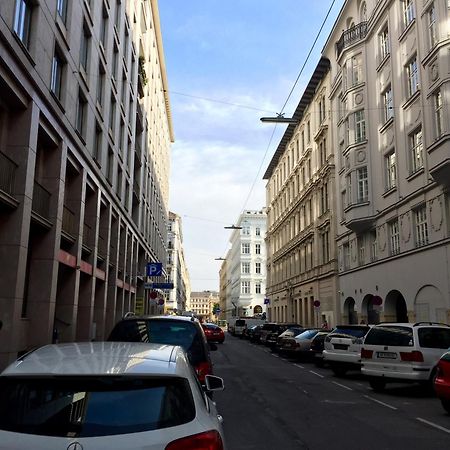 Heart Of Vienna "Opera House" Studio Viena Exterior foto